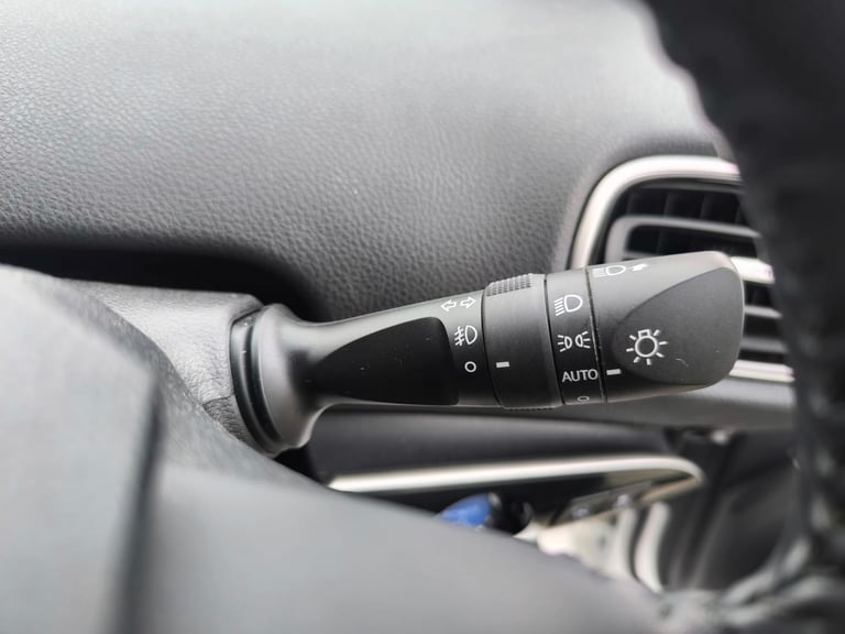 2020 Toyota Prius 1.8 Hybrid Automatic 5dr 5 Seats ULEZ Free Hatchback Petrol/Electric Hybrid Aut...