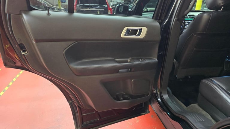 2013 Ford Explorer 3.5 XLT 4WD 7 SEATS LEFT HAND STOW &amp; GO SUV Petrol Automatic