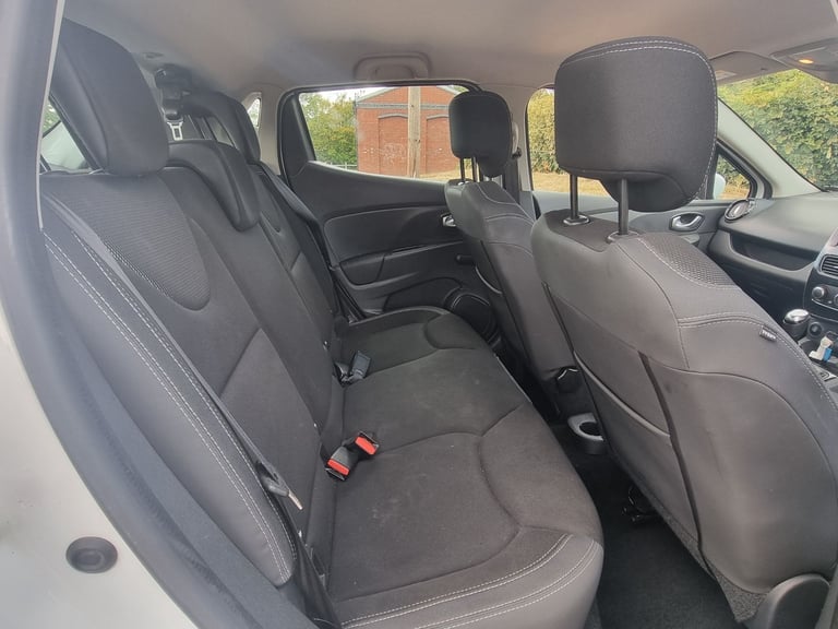 Renault, CLIO, Hatchback, 2017, Manual, 1149 (cc), 5 doors