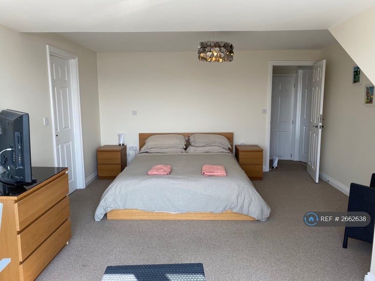 3 bedroom house in Sea Road, Carlyon Bay, St. Austell, PL25 (3 bed) (#2662638)