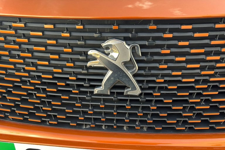  Peugeot E 2008 50kwh Allure Premium Suv 5dr Electric Auto 7kw Charger 136 Ps