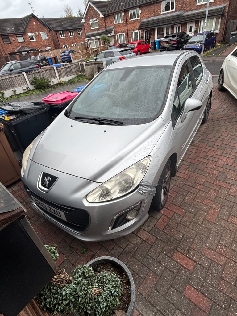 Peugeot, 308, Hatchback, 2013, Manual, 1598 (cc), 5 doors