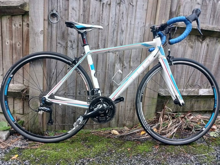 image for Cube Axial: Women's Lightweight Quality Road Bike