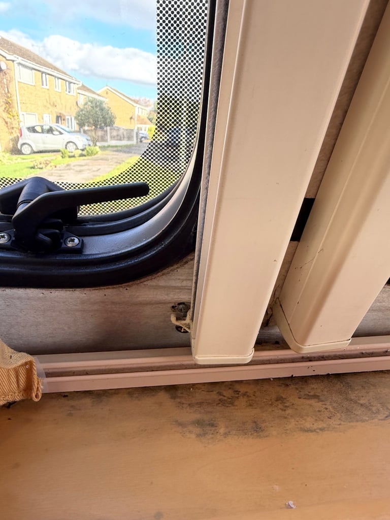  Baily pageant caravan 