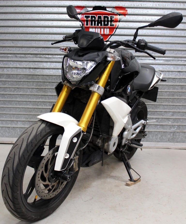 2019 19 BMW G310R G 310 R EXPORT PARTS USE ONLY CAT B TRADE SALE 9425MILES BLACK