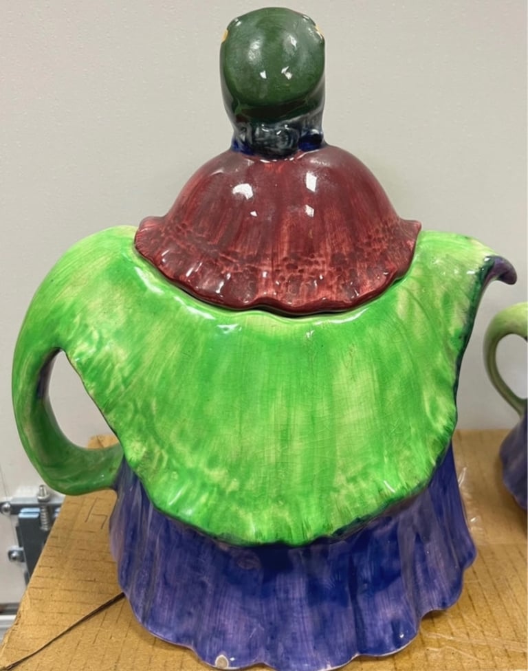 Little Old Lady Novelty Teapot set