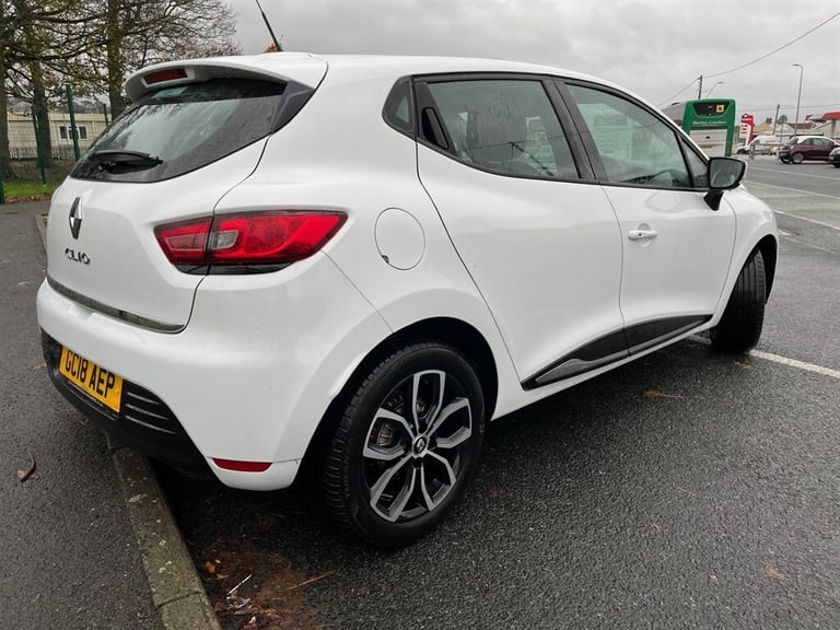 2018 Renault Clio PLAY DCI Hatchback Diesel Automatic