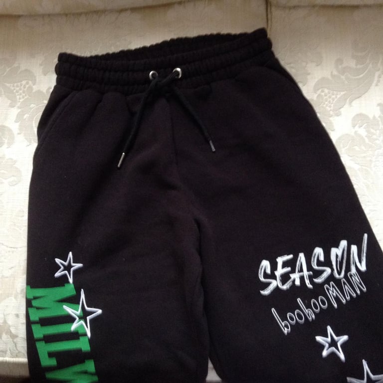 image for Trackers - Size small, Black  (New)