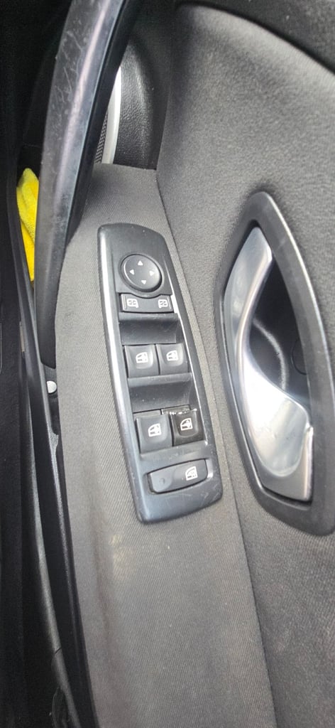 Renault, MEGANE, Hatchback, 2008, Manual, 1461 (cc), 5 doors