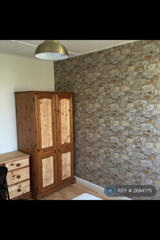 6 bedroom house in Penarth Road, Falmouth, TR11 (6 bed) (#2684775)