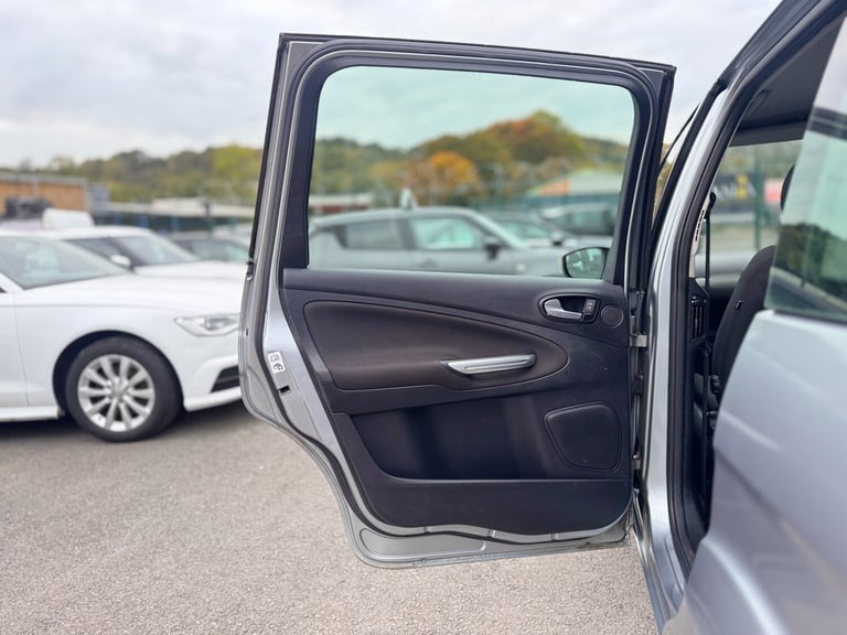 2013 Ford Galaxy 2.0 TDCi 140 Zetec 5dr MPV Diesel Manual