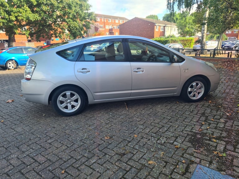 image for 2010 AUTOMATIC Toyota, PRIUS PLUG-IN HYBRID CVT,1496 (cc) PETROL IN SOUTH EAST LONDON
