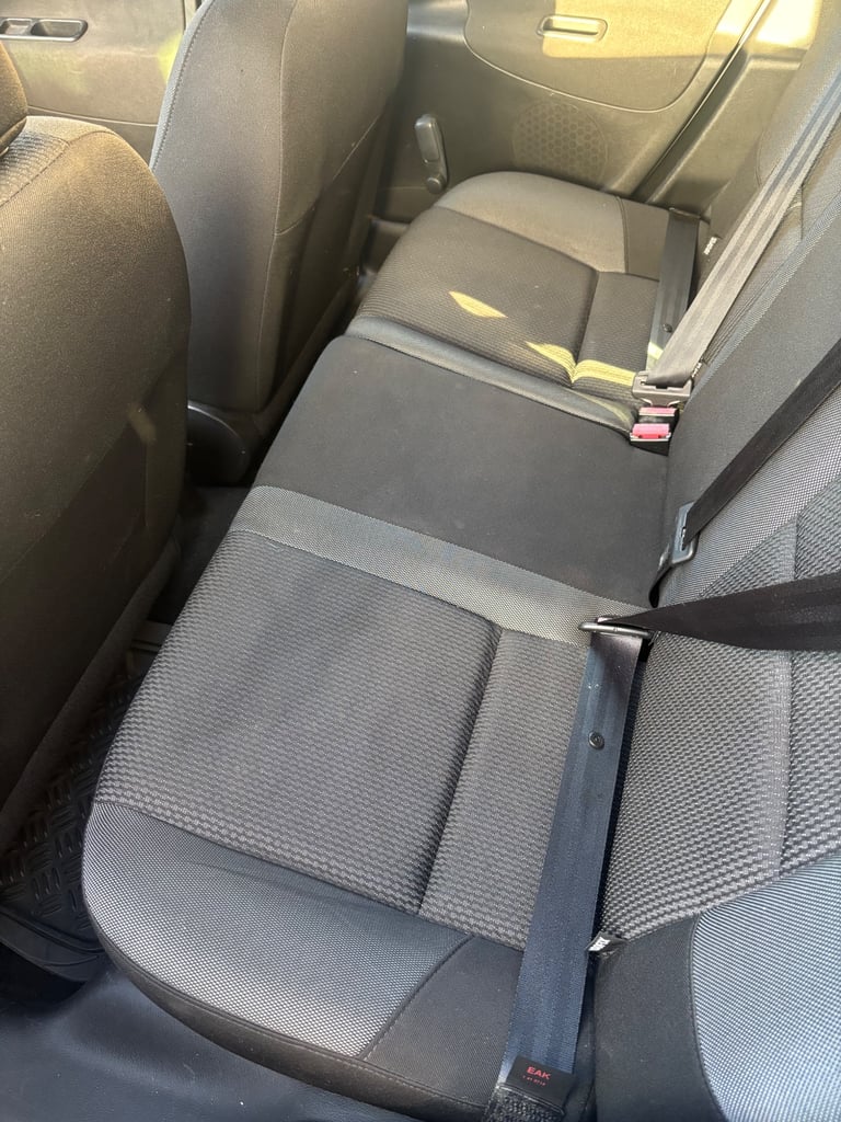 Peugeot, 207, Hatchback, 2011, Manual, 1360 (cc), 5 doors