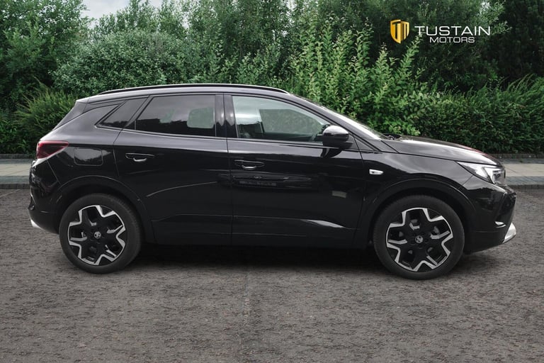 Vauxhall Grandland 1.2 Turbo Ultimate Suv 5dr Petrol Auto Euro 6 s/s 130 Ps
