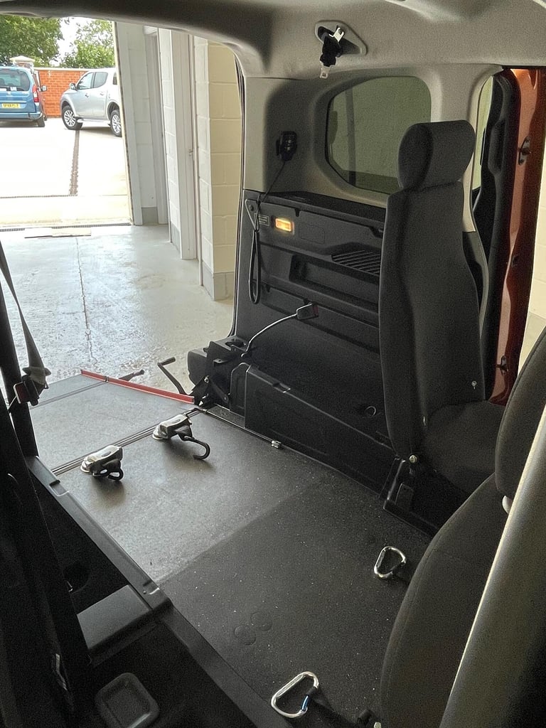 PEUGEOT RIFTER 1.5 WAV wheelchair accessible vehicle 2021