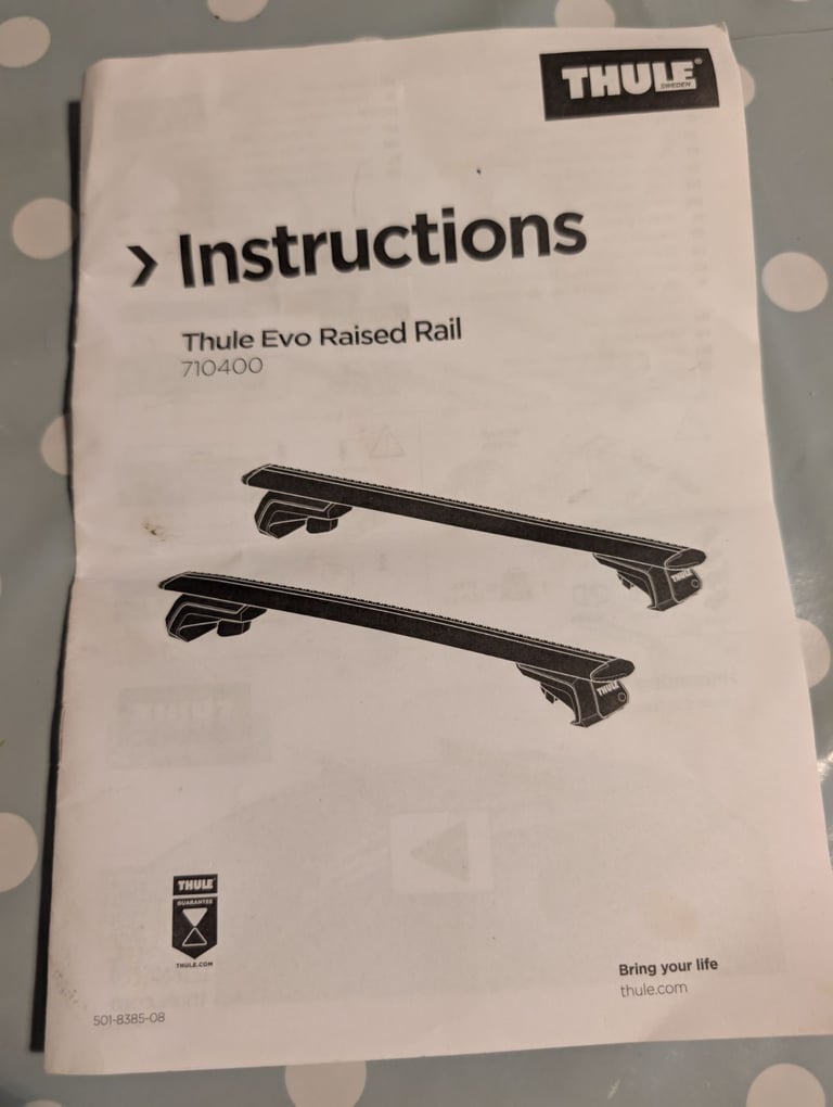 Thule Wingbar with raised bar fastenings 