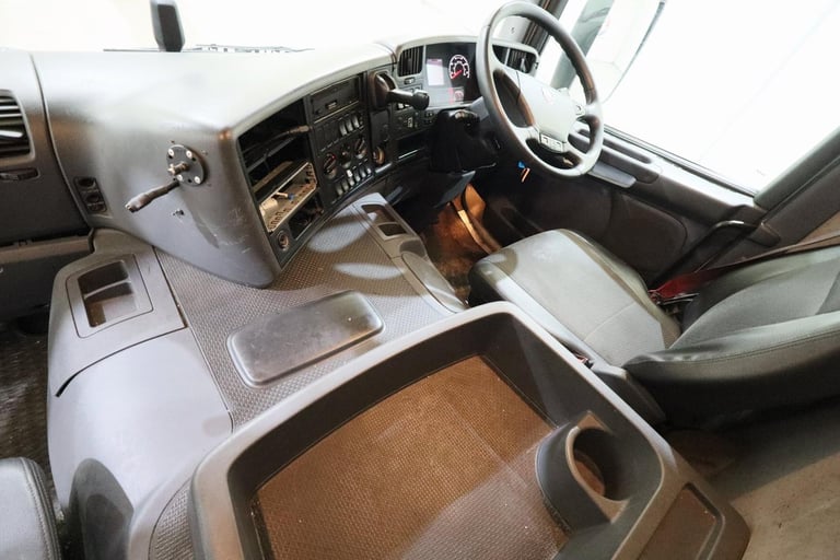 2016 (16 PLATE) Scania  P250 4x2 Euro 6 Refrigerated