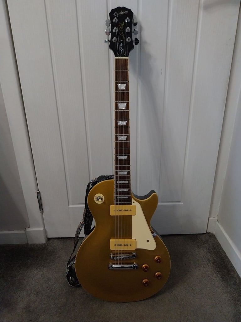 Epiphone Les Paul  guitar 