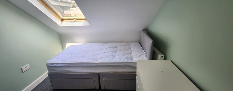 Shared Room for Rent in a Spacious, Friendly House at S6