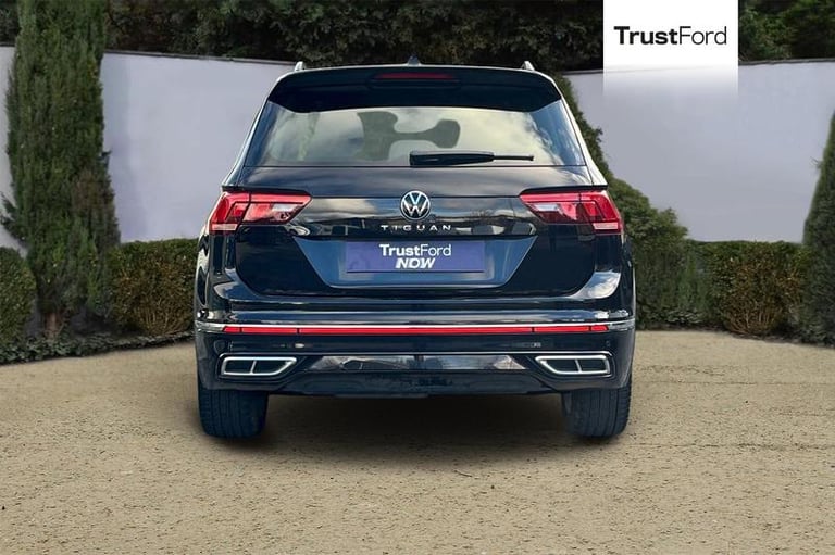 2022 Volkswagen Tiguan 2.0 TDI R-Line 5dr DSG ESTATE DIESEL Semi Automatic
