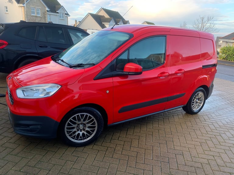 image for Ford, TRANSIT COURIER, Panel Van, 2015, Manual, 1562 (cc)