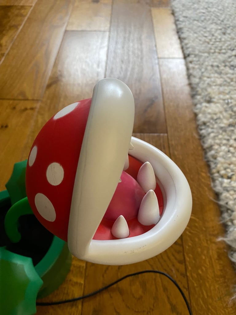 Super Mario Piranha Plant Lamp
