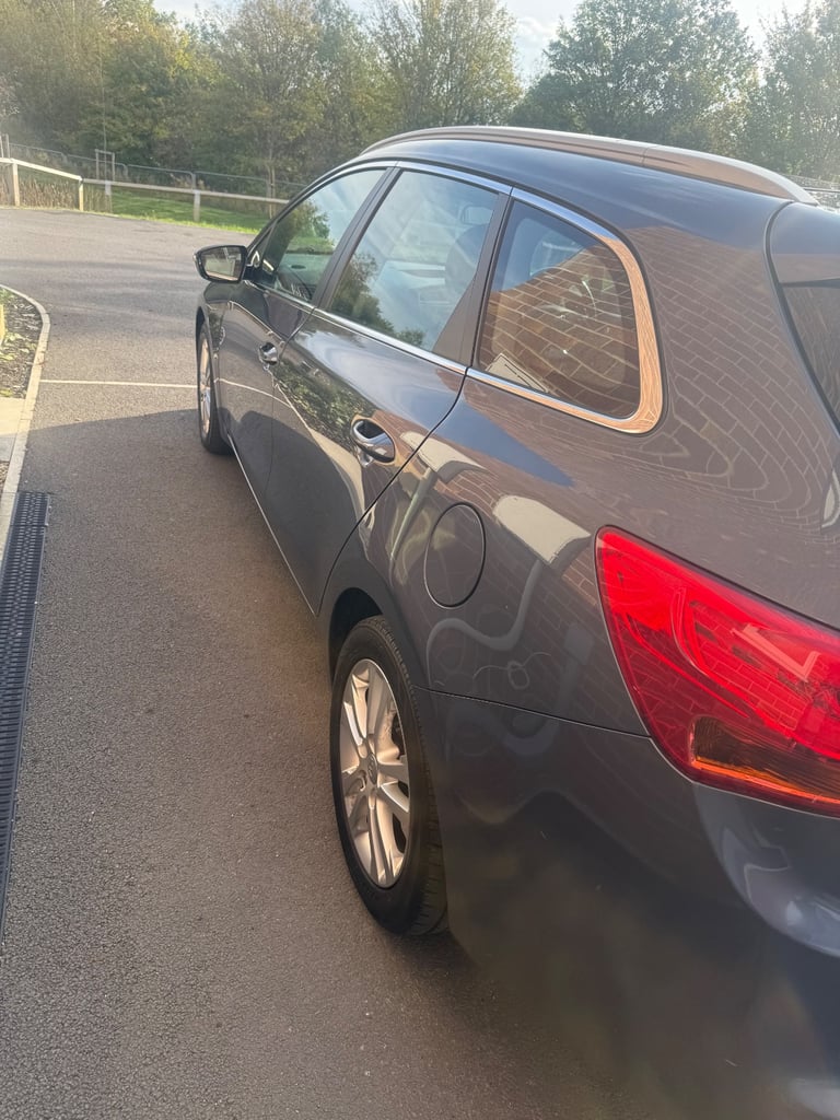 Kia, CEED, Estate, 2014, Other, 1582 (cc), 5 doors