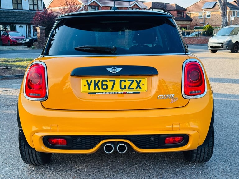 2018 MINI Hatch 2.0 Cooper SD Auto Euro 6 (s/s) 3dr HATCHBACK Diesel Automatic