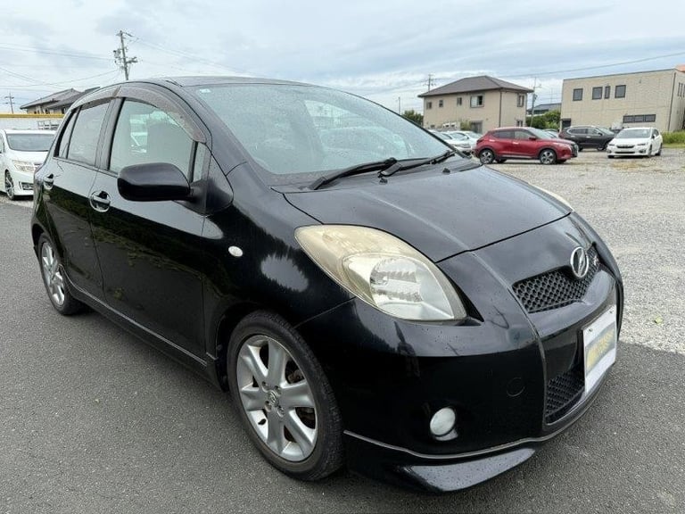image for 2006 Toyota Yaris Vitz 1.5 RS Auto 5 dr Hatchback (S61) 108 BHP
