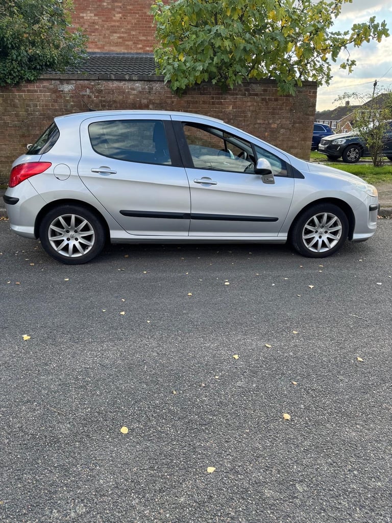 image for Peugeot, 308, Hatchback, 2011, Manual, 1560 (cc), 5 doors