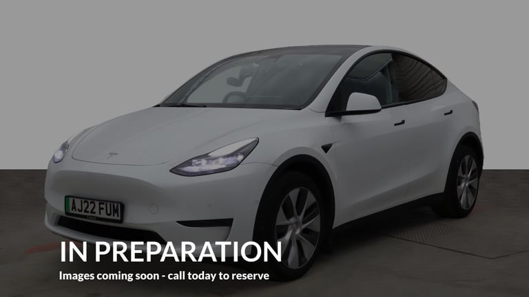 2022 Tesla Model Y Long Range Saloon Electric Automatic