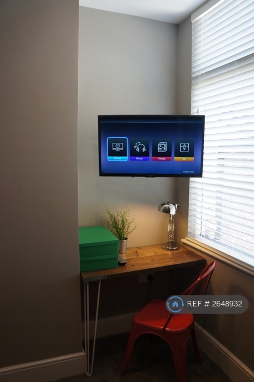 4 bedroom house in Kellit Road, Liverpool, L15 (4 bed) (#2648932)