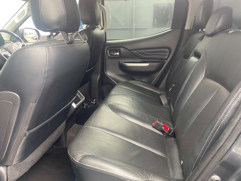 2019 Mitsubishi L200 Double Cab DI-D 150 Barbarian 4WD PICK UP DIESEL Manual