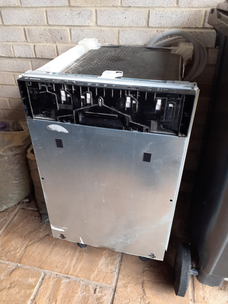 Integrated Bosch dishwasher for spares