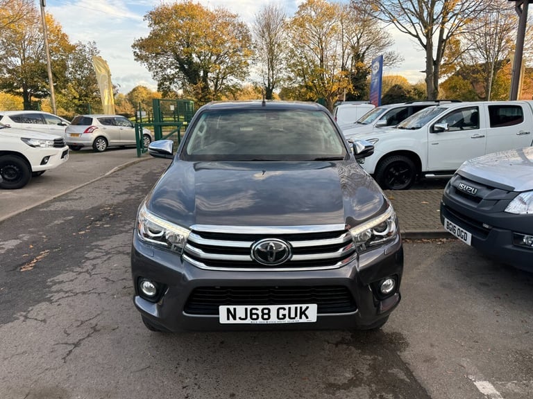 2018 Toyota Hilux Invincible D/Cab Pick Up 2.4 D-4D PICK UP DIESEL Manual