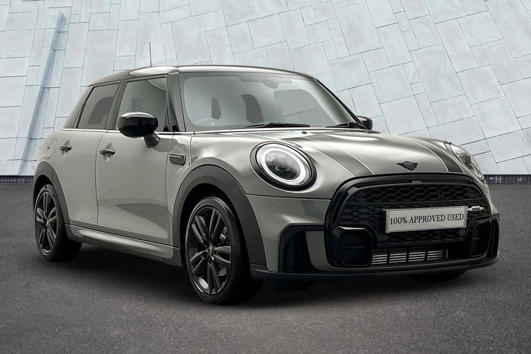 image for 2022 MINI Hatch 5-Door Hatch Cooper Sport HATCHBACK Petrol Manual