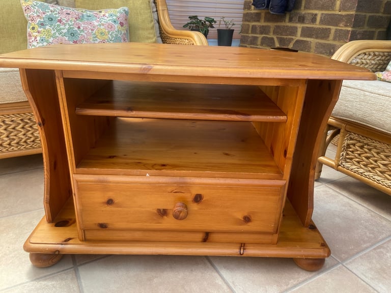 image for Pine TV unit