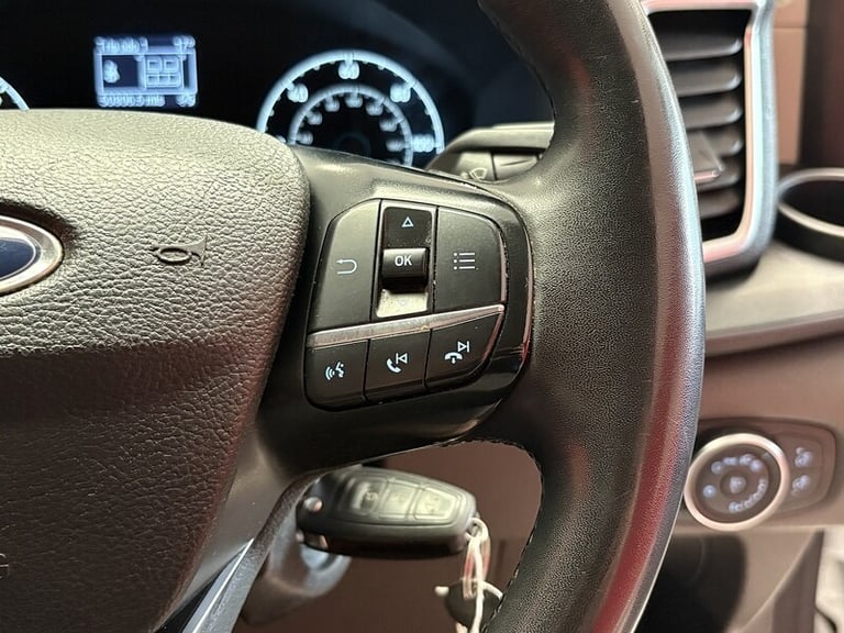 2022 Ford Transit Custom 2.0 EcoBlue 130ps Low Roof D/Cab Limited Van PANEL VAN DIESEL Manual