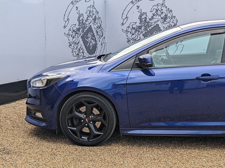 2016 Ford Focus 2.0T EcoBoost ST-2 5dr HATCHBACK PETROL Manual