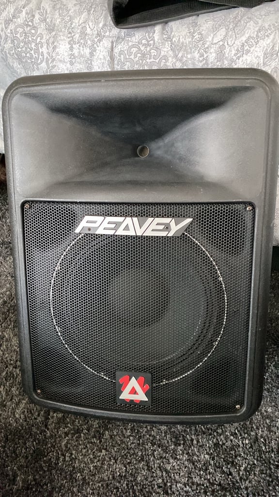 image for Peavey Impulse 200 speakers + Power Amp