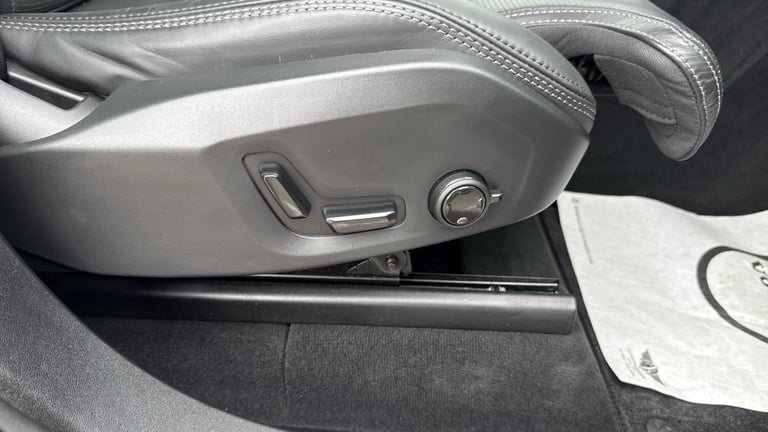 2024 Volvo XC90 2.0 B5P [250] Ultra Dark 5dr AWD Geartronic Petrol Estate Estate Petrol Automatic