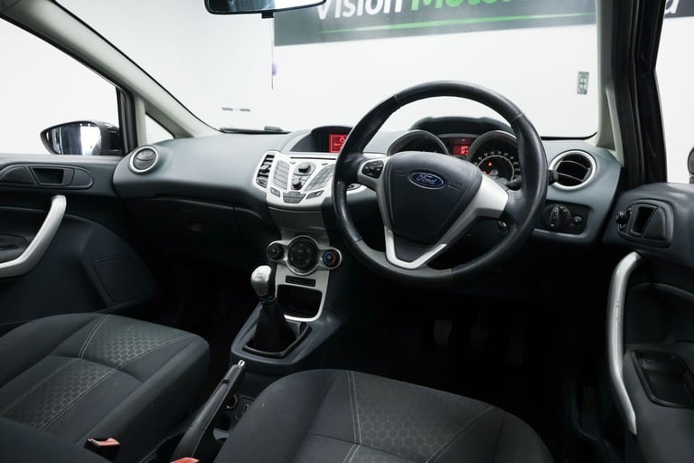 2010 Ford Fiesta 1.25 Zetec 5dr HATCHBACK Petrol Manual