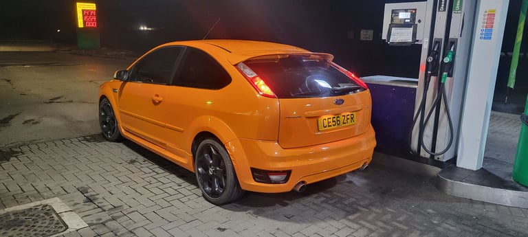 Ford Focus ST225