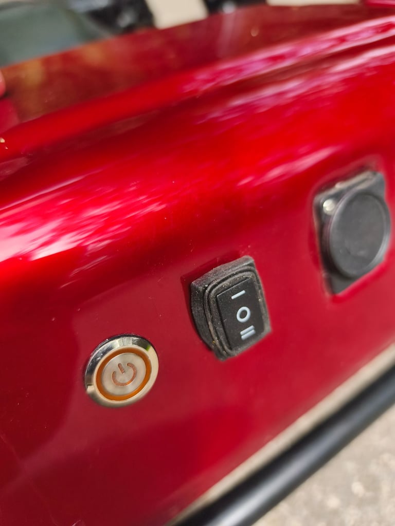 Automatic folding 4mph car boot mobility scooter with lithium batteries 