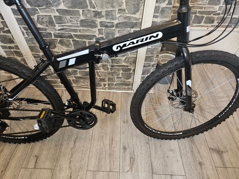 Folding mountain bike