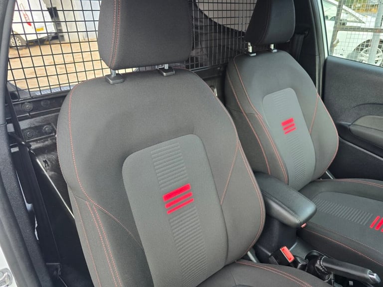 2022 Ford Fiesta Van 1.0T EcoBoost MHEV Sport Van Euro 6 125 ps - AIR CON + CRUISE CAR DERIVED VA...