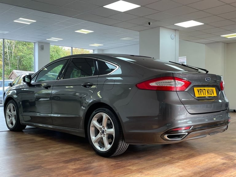 2017 Ford Mondeo 2.0 TDCi Titanium Hatchback 5dr Diesel Manual Euro 6 (s/s) (180 ps) Hatchback Di...
