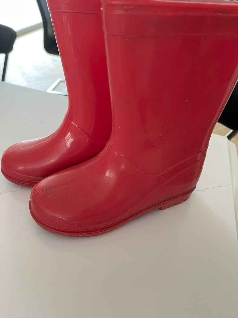 FREE girls welly boots size 10.5