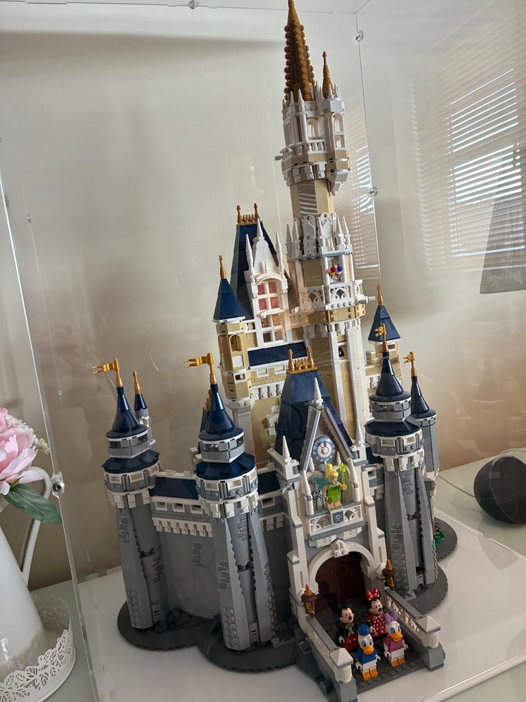 Lego Disney Castle with Perspex case Retired Version 71040