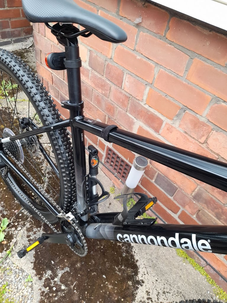 CANNONDALE TRAIL 7 29ER ADULTS BIKE. 